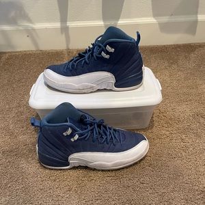 I’ve only worn shoes, a handful of times, and they are in great condition